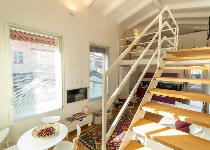 Asinelli Panoramic Rooftop, In Front Of The Two Towers *