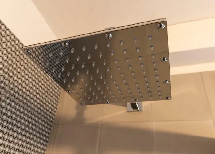 Asinelli Panoramic Rooftop, In Front Of The Two Towers 아파트