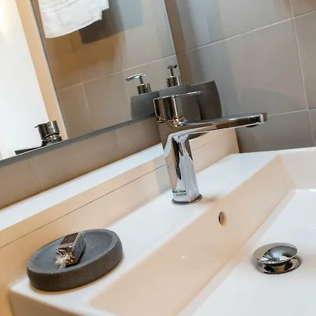 Apartamento Asinelli Panoramic Rooftop, In Front Of The Two Towers *