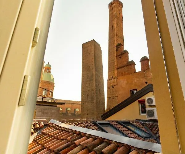 Asinelli Panoramic Rooftop, In Front Of The Two Towers *