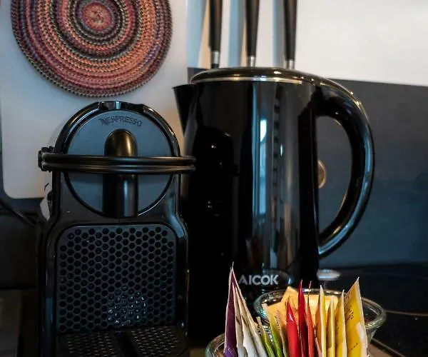 דירה Asinelli Panoramic Rooftop, In Front Of The Two Towers *