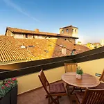 Asinelli Panoramic Rooftop, In Front Of The Two Towers דירה *