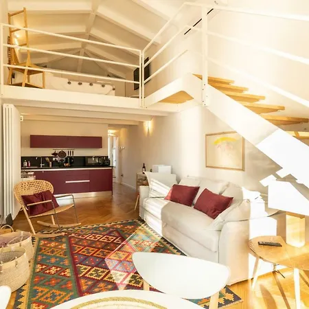 Asinelli Panoramic Rooftop, In Front Of The Two Towers Διαμέρισμα Μπολόνια